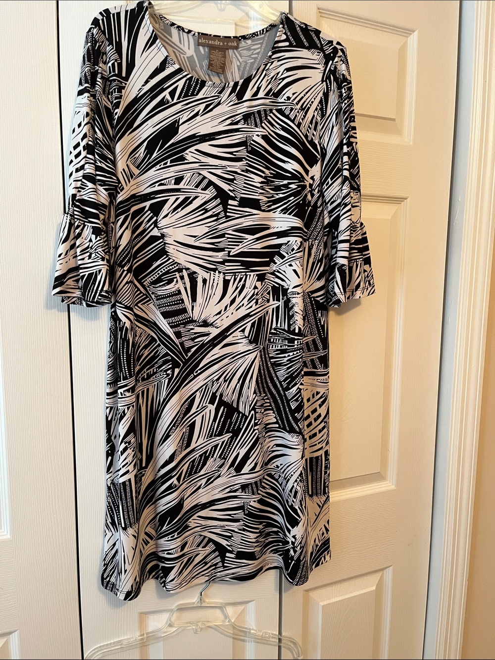 Alexandra & Co. Black and White Palm-Print Midi Dress